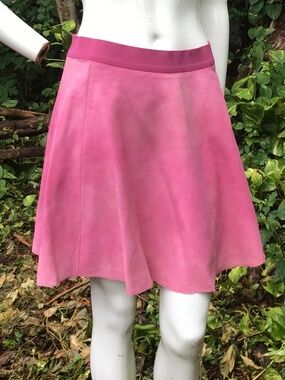 Vintage suede skirt in pink with silk lining